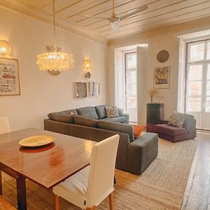 Appartement met Vijf Slaapkamers